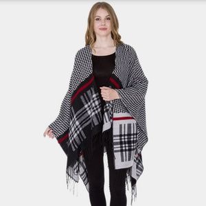 Zigzag Plaid Ruana